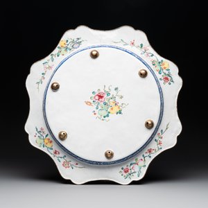 A large Chinese Canton enamel dish with scholars in a landscape, Yongzheng — photo 2