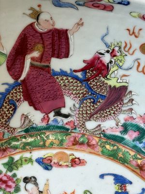 A large Chinese Canton famille rose 'Qi Lin Song Zi 麒麟送子' basin, 19th C. — photo 2