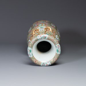 A large Chinese Canton famille rose vase with narrative design, 19th C. — 照片 5