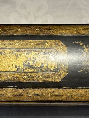 A large Chinese Canton gilt black lacquer tray, thee boxes and a fan, 19th C. — 照片 49