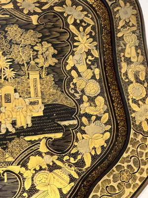 A large Chinese Canton gilt black lacquer tray, thee boxes and a fan, 19th C. — 照片 5