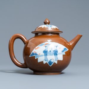 A large Chinese capucine brown-ground teapot and cover, Qianlong — photo 4