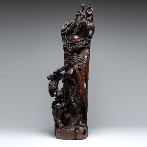 A large Chinese carved hongmu group of Fuhu Luohan and tigers, Republic — 照片 1