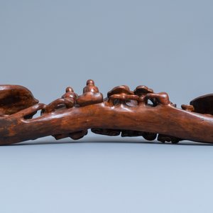 A large Chinese carved wooden ruyi scepter, 19th C. — 照片 8