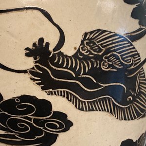 A large Chinese Cizhou meiping 'dragon' vase, Song/Yuan — 照片 21