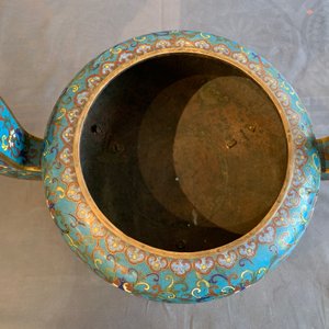 A large Chinese cloisonné incense burner and cover, 18/19th C. — 照片 18