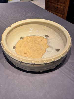 A large Chinese cream-glazed drum-shaped basin, Ming — photo 3