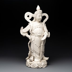 A large Chinese Dehua blanc de Chine figure of Weituo, He Chaozong 何朝宗 and Dehua 德化 mark, 20th C. — photo 1