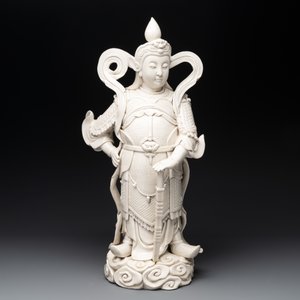 A large Chinese Dehua blanc de Chine figure of Weituo, He Chaozong 何朝宗 and Dehua 德化 mark, 20th C. — photo 2
