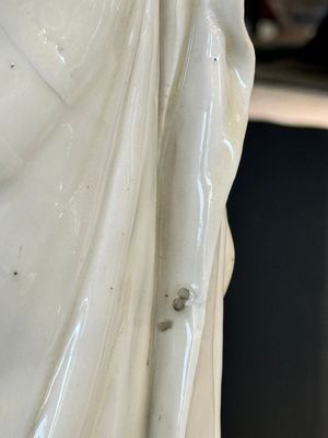 A large Chinese Dehua blanc de Chine Guanyin, He Chaozong and Xuande mark, Republic — photo 25