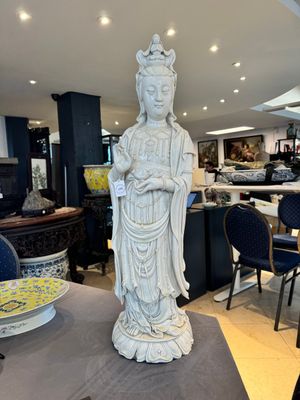 A large Chinese Dehua blanc de Chine Guanyin, He Chaozong and Xuande mark, Republic — photo 8