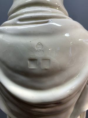 A large Chinese Dehua blanc de Chine Guanyin, He Chaozong and Xuande mark, Republic — photo 5