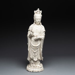 A large Chinese Dehua blanc de Chine Guanyin, He Chaozong and Xuande mark, Republic — photo 1