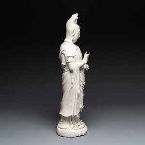 A large Chinese Dehua blanc de Chine Guanyin, He Chaozong and Xuande mark, Republic — photo 2