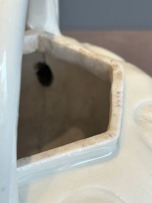 A large Chinese Dehua blanc de Chine wine pot, Kangxi — photo 10