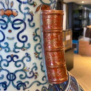 A large Chinese doucai 'hu' vase, Qianlong mark, 19th C. — photo 16