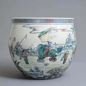 A large Chinese doucai 'hundred boys' fish bowl, 20th C. — 照片 3
