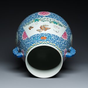 A large Chinese doucai-rose 'hu' vase with butterflies and birds, Qianlong mark but probably later — photo 5