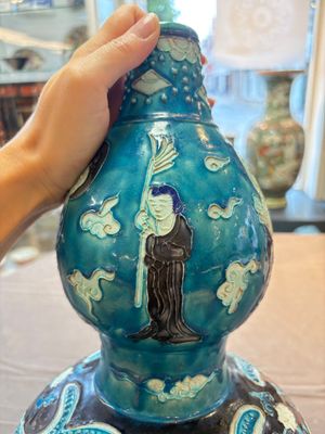 A large Chinese Fahua 'Ba Xian Zhu Shou 八仙祝壽' double gourd vase, 19th C. — photo 8