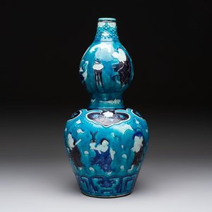 A large Chinese Fahua 'Ba Xian Zhu Shou 八仙祝壽' double gourd vase, 19th C. — photo 1