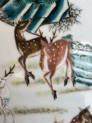 A large Chinese famille rose '100 deer' 'hu' vase, Qianlong mark, 19th C. — photo 15