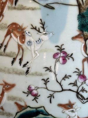 A large Chinese famille rose '100 deer' 'hu' vase, Qianlong mark, 19th C. — photo 21
