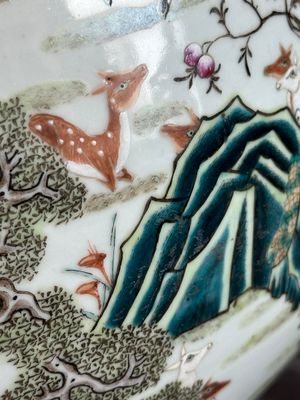 A large Chinese famille rose '100 deer' 'hu' vase, Qianlong mark, 19th C. — photo 22