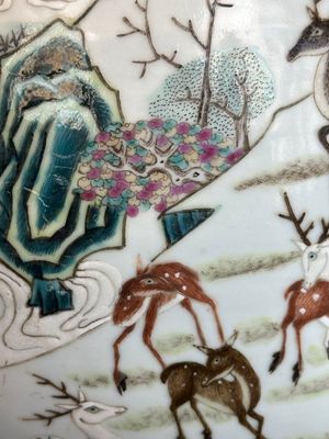 A large Chinese famille rose '100 deer' 'hu' vase, Qianlong mark, 19th C. — photo 24