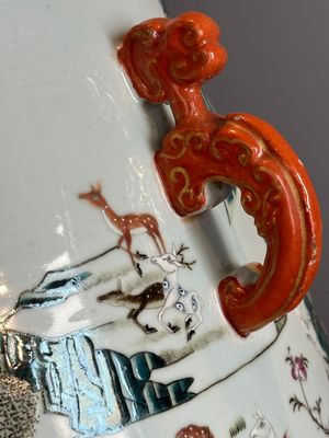 A large Chinese famille rose '100 deer' 'hu' vase, Qianlong mark, 19th C. — photo 6