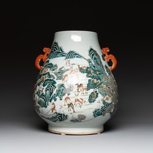 A large Chinese famille rose '100 deer' 'hu' vase, Qianlong mark, 19th C. — photo 3
