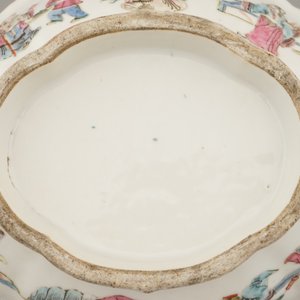 A large Chinese famille rose bowl, 19th C. — 照片 12