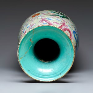 A large Chinese famille rose celadon-ground 'Dragon' vase — photo 6