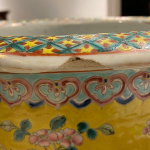A large Chinese famille rose 'dragon and phoenix' vase for the Straits or Peranakan market, 19th C. — photo 7
