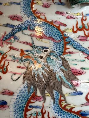 A large Chinese famille rose 'dragon' 'hu' vase, 19/20th C. — photo 13