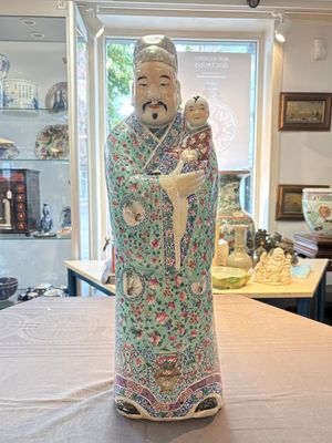 A large Chinese famille rose figure of Fu Xing, Zhu Mao Ji Zao 朱茂記造 mark, Republic — photo 1
