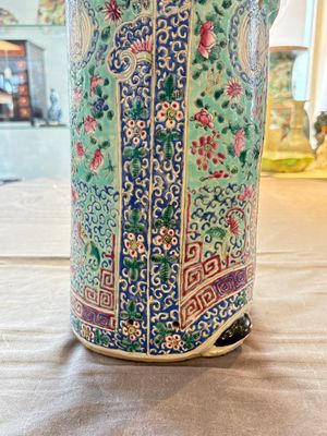 A large Chinese famille rose figure of Fu Xing, Zhu Mao Ji Zao 朱茂記造 mark, Republic — photo 25