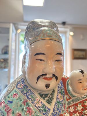 A large Chinese famille rose figure of Fu Xing, Zhu Mao Ji Zao 朱茂記造 mark, Republic — photo 9