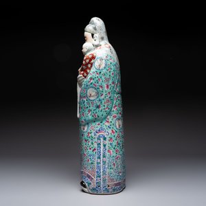 A large Chinese famille rose figure of Fu Xing, Zhu Mao Ji Zao 朱茂記造 mark, Republic — photo 3