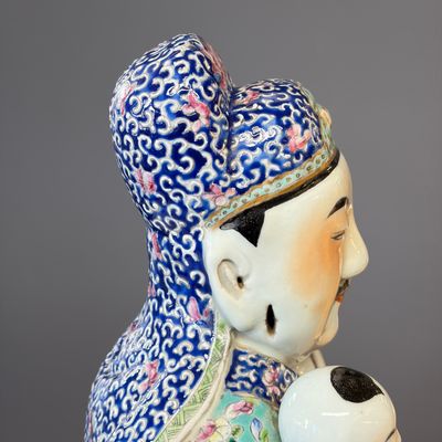A large Chinese famille rose figure of Fu Xing — photo 21