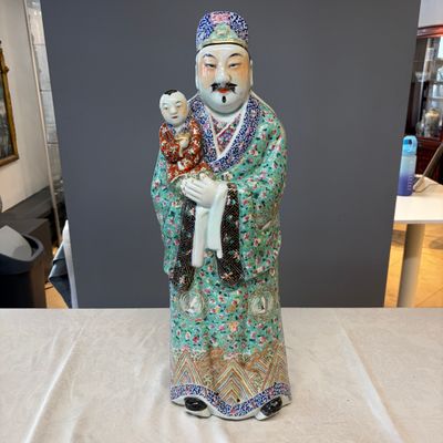 A large Chinese famille rose figure of Fu Xing — photo 1