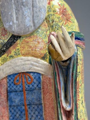 A large Chinese famille rose figure of Shoulao, 19th C. — photo 4