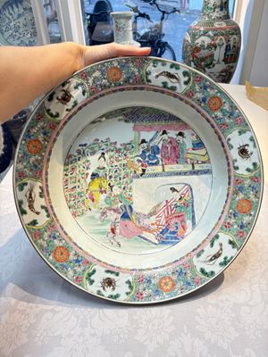 A large Chinese famille rose 'General Yang' basin, Yongzheng — photo 1