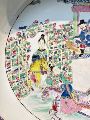A large Chinese famille rose 'General Yang' basin, Yongzheng — photo 2