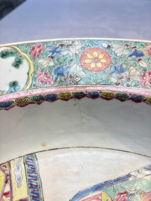 A large Chinese famille rose 'General Yang' basin, Yongzheng — photo 23