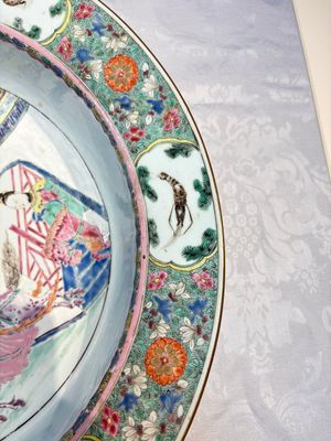 A large Chinese famille rose 'General Yang' basin, Yongzheng — photo 9