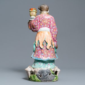 A large Chinese famille rose group of a boy on a crab, 19th C. — photo 3