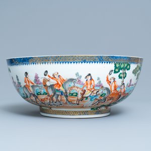 A large Chinese famille rose 'hunting' bowl for the European market, Qianlong — 照片 2