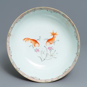 A large Chinese famille rose 'lotus' bowl with mandarin design, Qianlong — photo 6