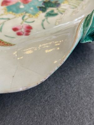 A large Chinese famille rose 'lotus' dish with applied design, Yongzheng/Qianlong — photo 11