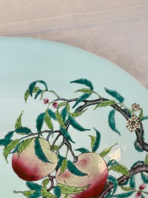 A large Chinese famille rose 'Nine Peaches' dish, Qianlong mark, 20th C. — photo 5